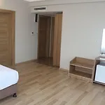 Longoz Hotel