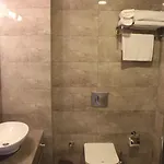 Longoz Otel *