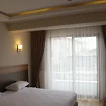 Longoz Otel *