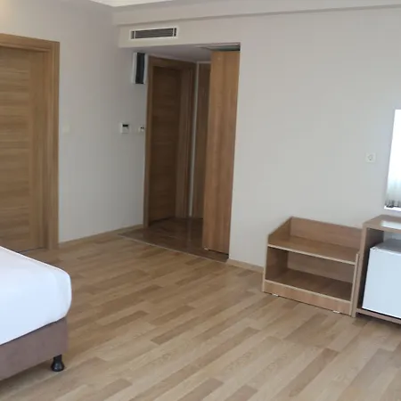 Longoz Hotel