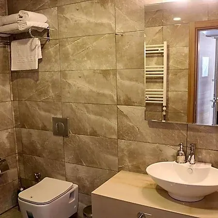 Longoz Otel *