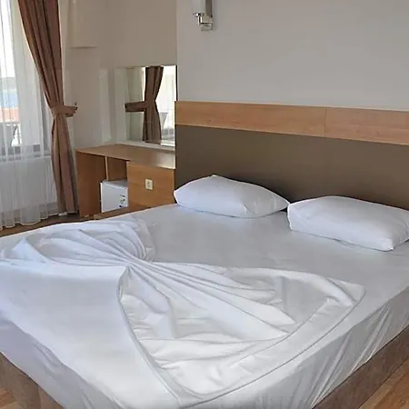 Otel Longoz *