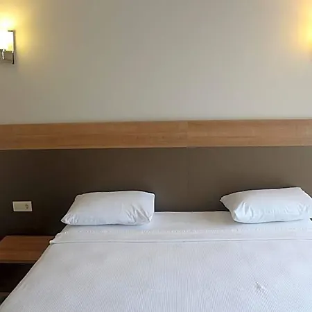 Otel Longoz *