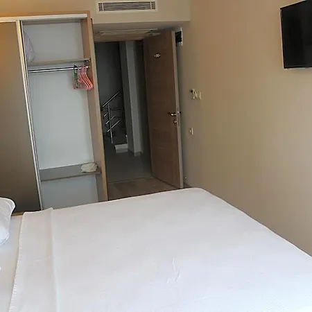 Longoz Otel İğneada