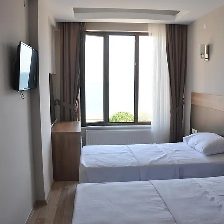 Hotel Longoz *