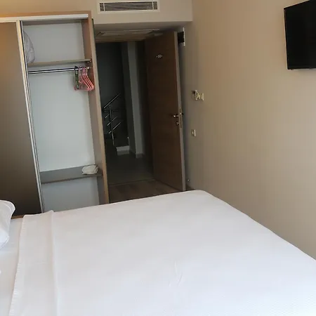 Szálloda Longoz
